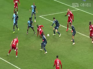 日韓公車上AV
